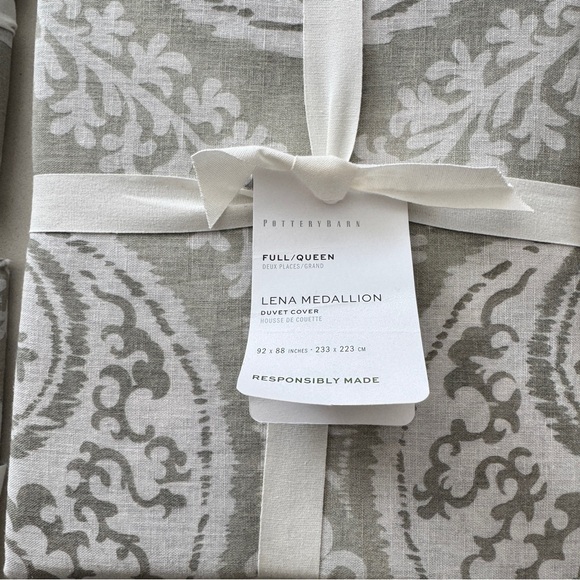 NWT Pottery Barn Lena Medallion Green Multi Full/Queen Duvet & 2 Euro Shams Set - Picture 4 of 5